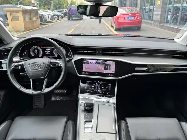 Audi A6L — Фото автомобиля 9