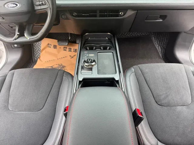 Ford Mondeo — Фото автомобиля 8
