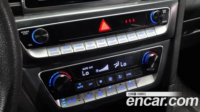 Hyundai Sonata — Фото автомобиля 14