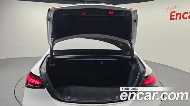 Mercedes-Benz E-Class W213 — Фото автомобиля 20