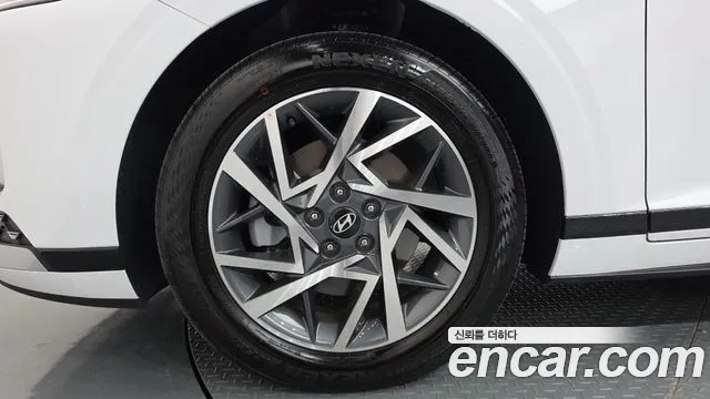 Hyundai Grandeur GN7 — Фото автомобиля 5