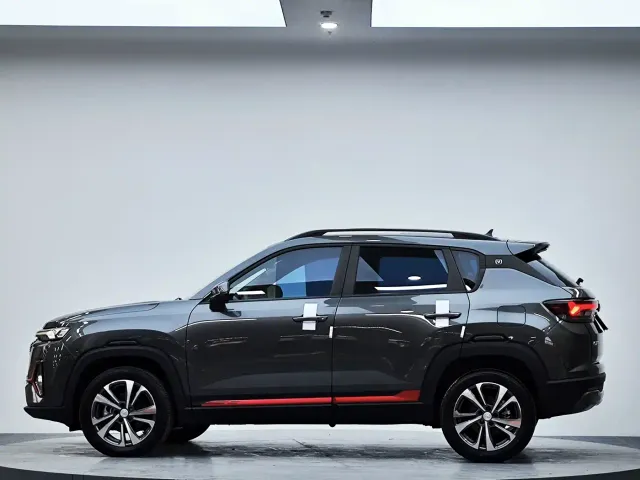 Changan CS35 Plus — Фото автомобиля 5