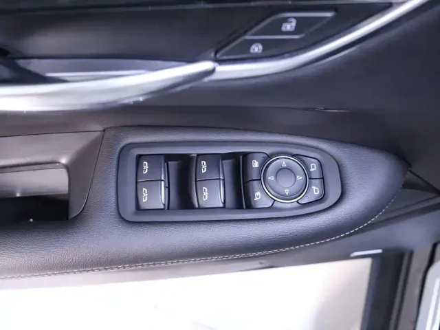 Cadillac XT5 — Фото автомобиля 17