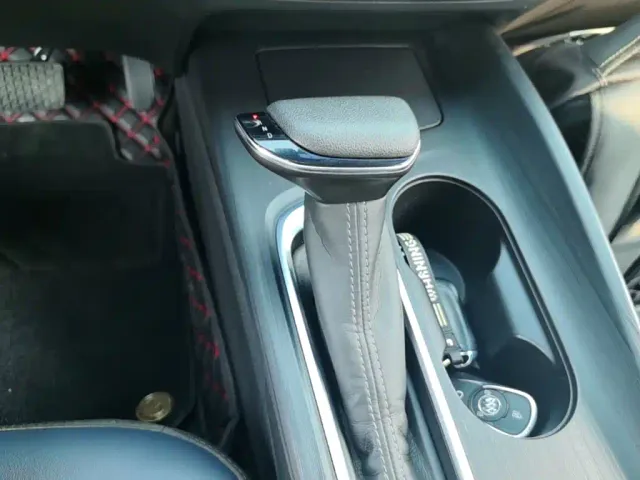 Buick Velite 6 — Фото автомобиля 13