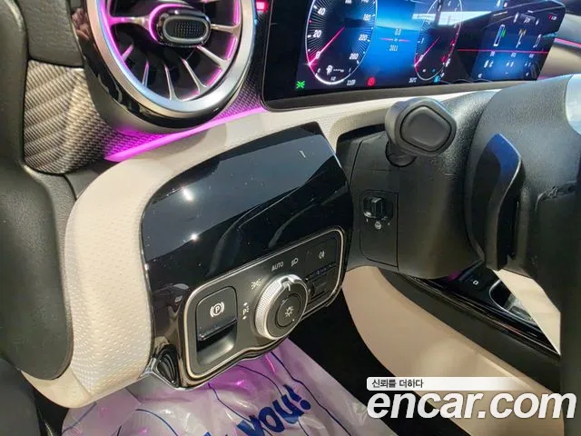 Mercedes-Benz A-Class W177 — Фото автомобиля 18
