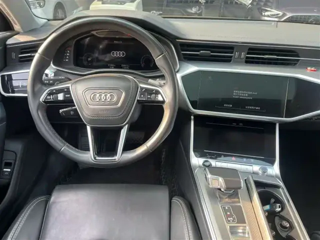 Audi A6L — Фото автомобиля 18