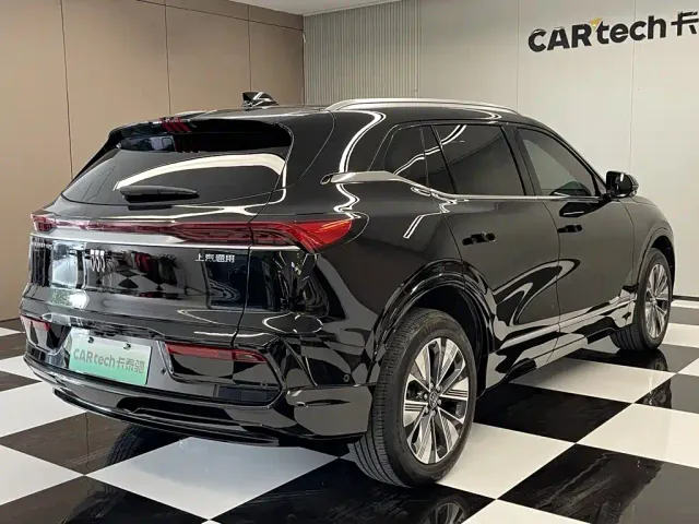 Buick E5 — Фото автомобиля 5