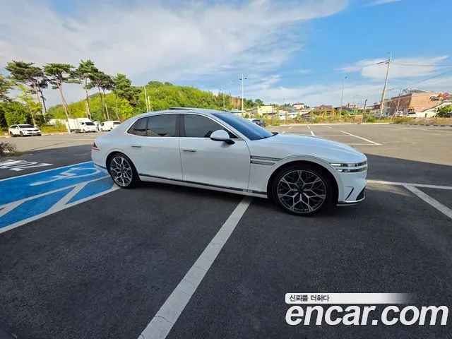 Genesis G90 RS4 — Фото автомобиля 19
