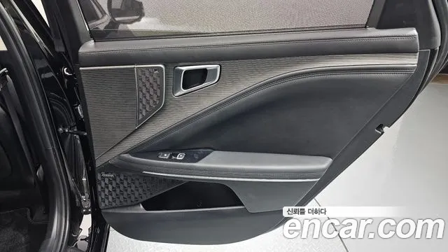 Kia K8 (New) Hybrid — Фото автомобиля 14