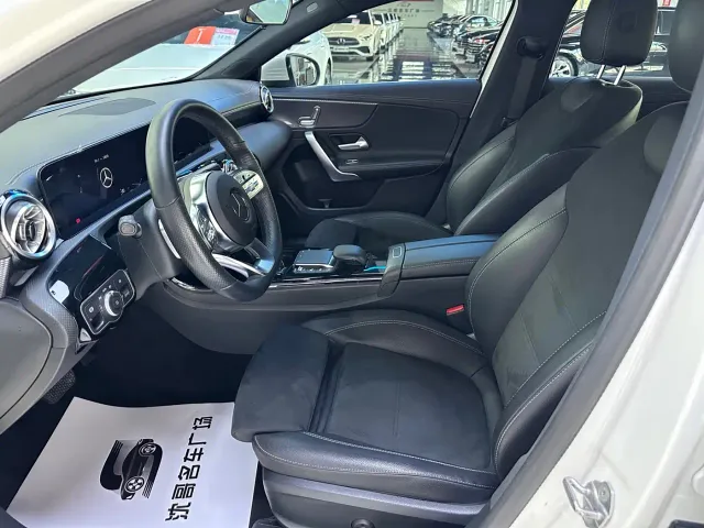 Mercedes-Benz A-Class — Фото автомобиля 4