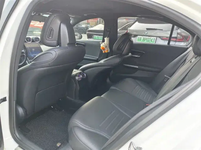 Mercedes-Benz C-Class — Фото автомобиля 5