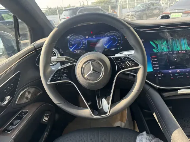 Mercedes-Benz EQS — Фото автомобиля 8