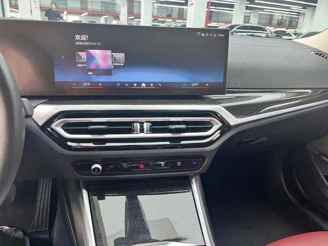 BMW 3 Series — Фото автомобиля 7