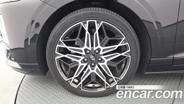 Hyundai Grandeur GN7 — Фото автомобиля 5