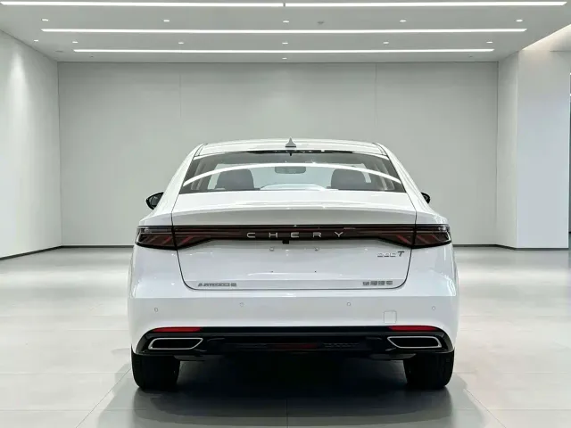 Chery Arrizo 8 PRO — Фото автомобиля 8