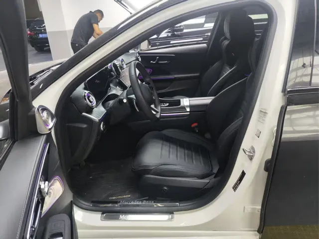 Mercedes-Benz C-Class — Фото автомобиля 3