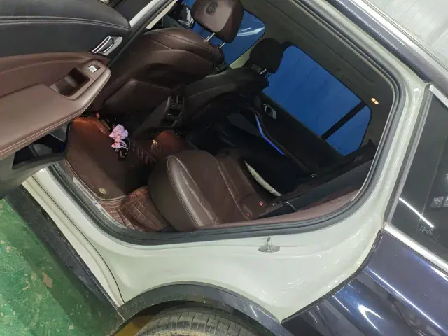 BMW X5 — Фото автомобиля 7