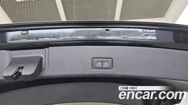 Audi Q4 e-tron — Фото автомобиля 29