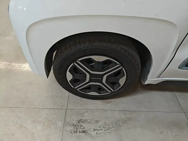 Wuling NanoEV — Фото автомобиля 22