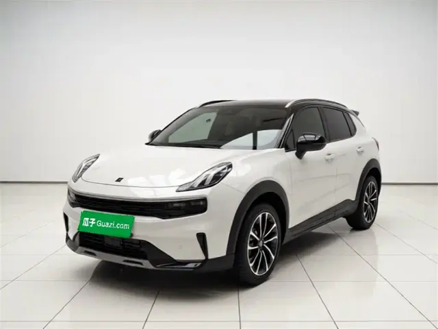 Фотография автомобиля — Lynk & Co 06