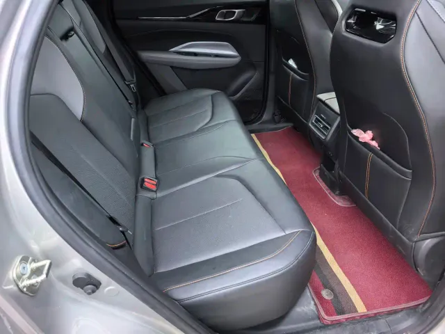 Changan Z6 — Фото автомобиля 7