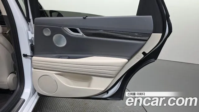 Genesis G80 Бензин 2.5 турбо AWD — Фото автомобиля 21