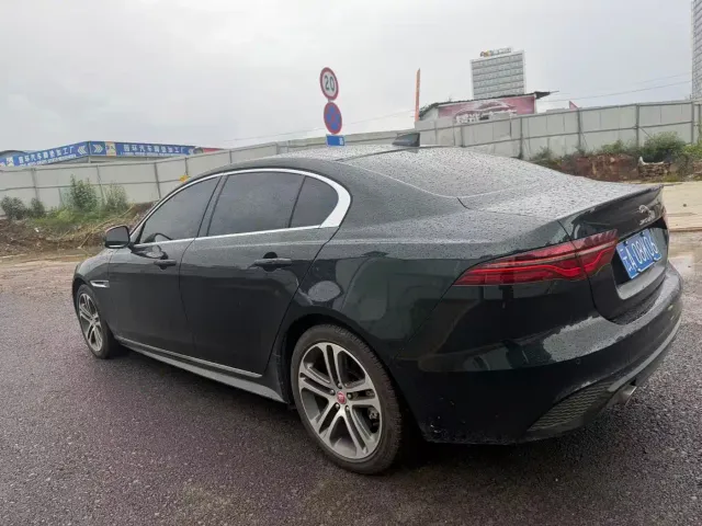Jaguar XEL — Фото автомобиля 7