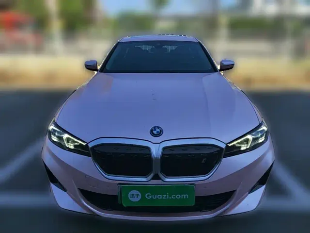 BMW i3 — Фото автомобиля 4