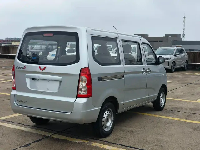 Wuling Rongguang S — Фото автомобиля 7