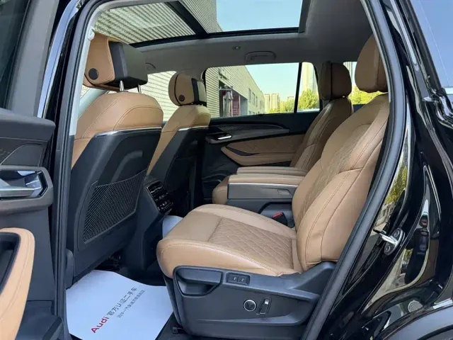 Audi Q6 — Фото автомобиля 25