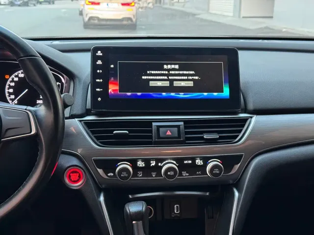 Honda Accord — Фото автомобиля 11