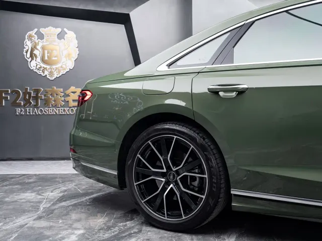 Audi A8 — Фото автомобиля 5