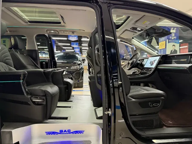 GAC Trumpchi M8 — Фото автомобиля 10