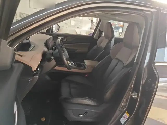 Changan Changan CS55 PLUS 2022 2nd Generation 1.5T DCT Excellence — Фото автомобиля 14