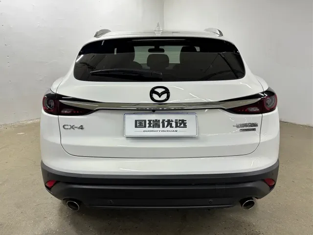 Mazda CX-4 — Фото автомобиля 5