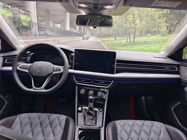 Volkswagen Sagitar — Фото автомобиля 11