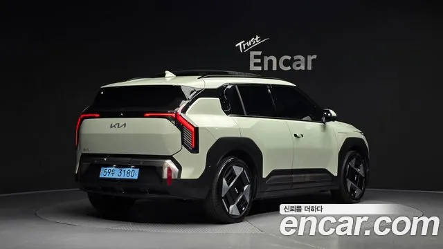 Фотография автомобиля — Kia EV3