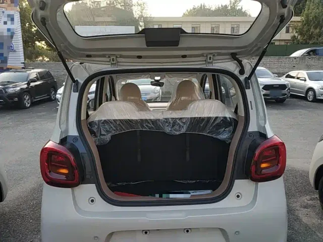 Wuling Hongguang Mini EV — Фото автомобиля 18