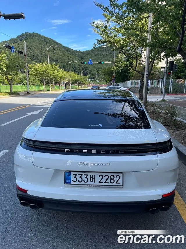 Porsche Panamera 976 — Фото автомобиля 4