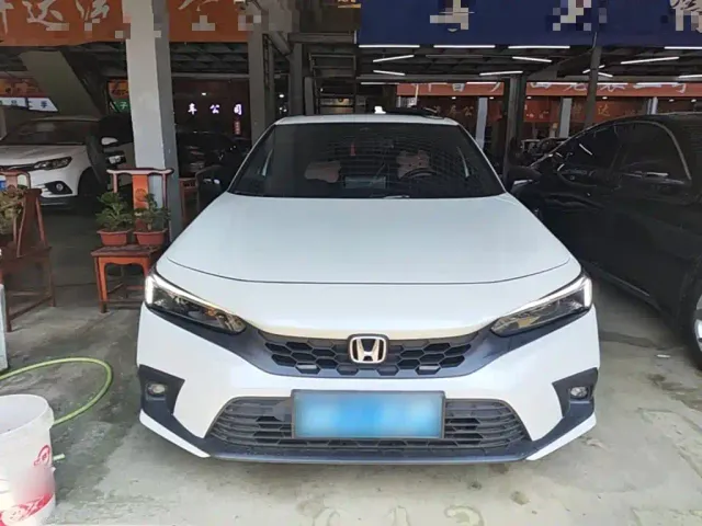 Honda Civic — Фото автомобиля 2