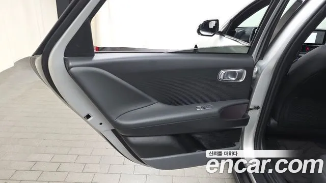 Hyundai Ioniq6 Long Range AWD — Фото автомобиля 21