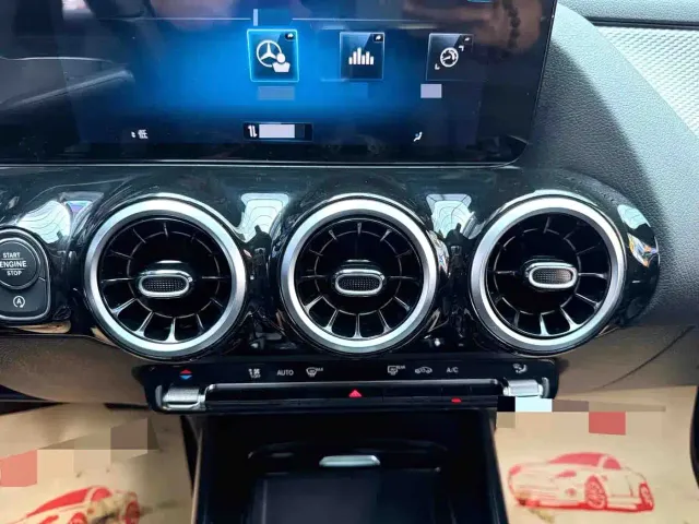 Mercedes-Benz GLA-Class — Фото автомобиля 13