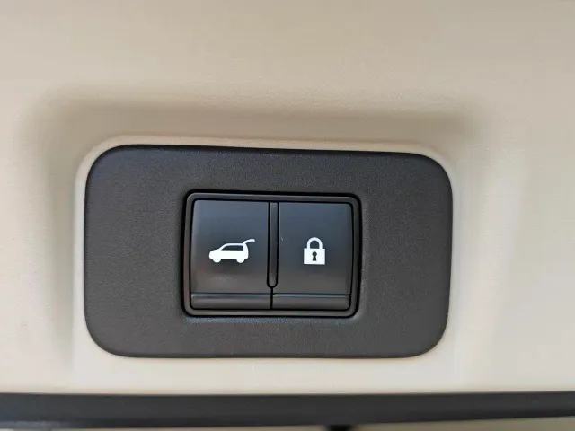 Nissan Ariya — Фото автомобиля 10