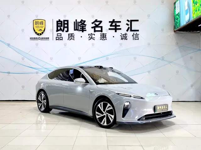 Nio ET5 — Фото автомобиля 3