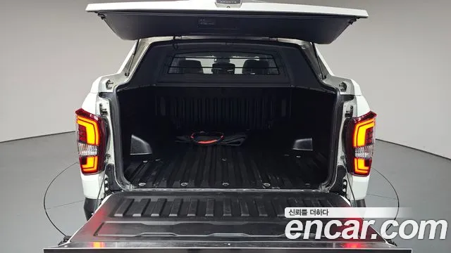 KG_Mobility_Ssangyong Rexton Новый Rexton Sport Khan Дизель 2.2 4WD — Фото автомобиля 19