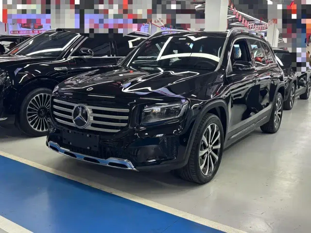 Фотография автомобиля — Mercedes-Benz GLB-Class