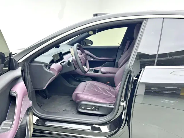 Nio ET5 Touring — Фото автомобиля 10