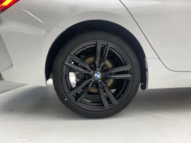 BMW 1 Series — Фото автомобиля 11