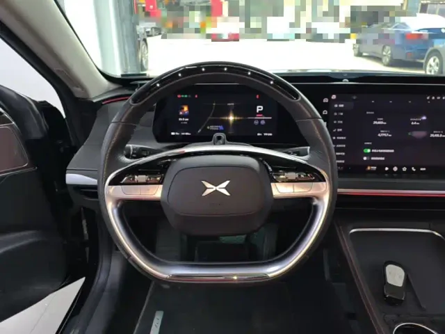 Xpeng P7 — Фото автомобиля 10