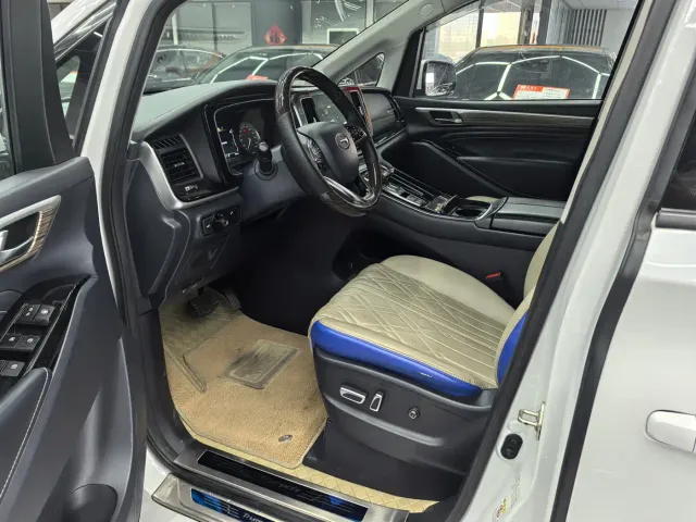 GAC Trumpchi M8 — Фото автомобиля 7